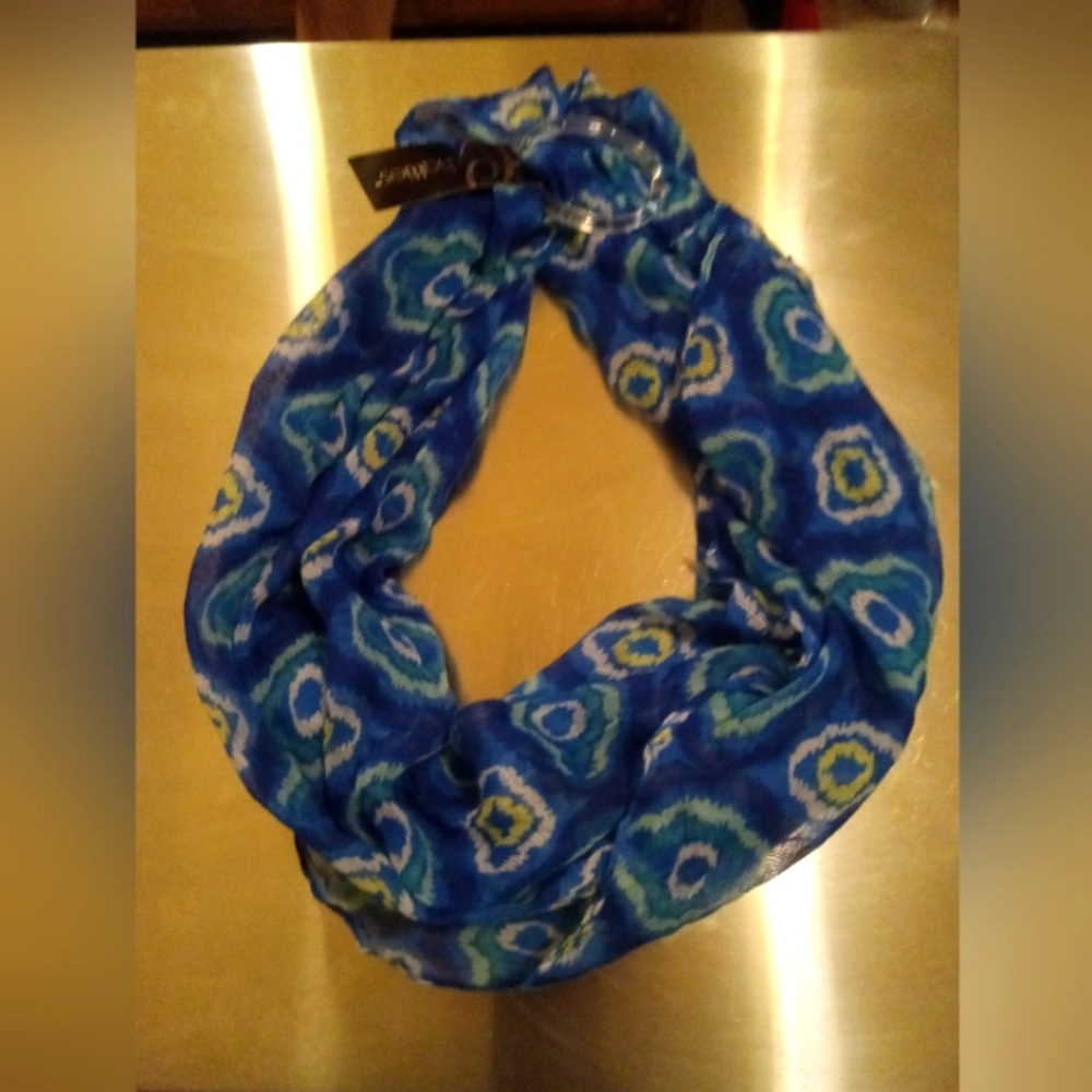 Chatties  Scarf